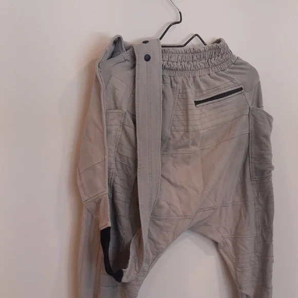DEMOBAZA Gray/Beige Cargo Pants with Tapered Legs - Picture 7 of 15